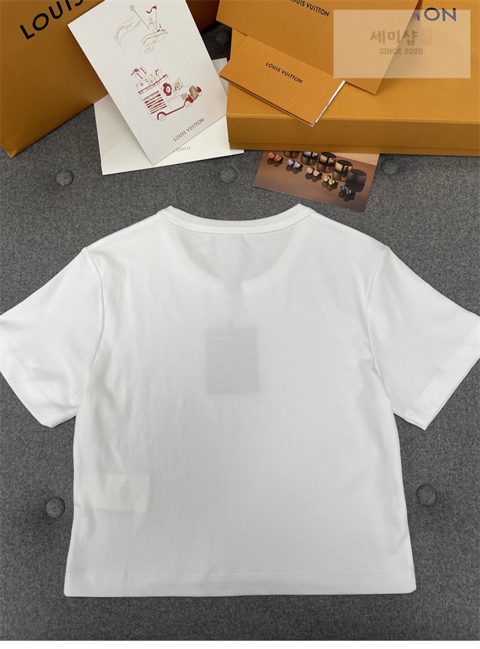 Louis Vuitton 루이비통 LV 스템프 크롭 탑 의류 10번 이미지