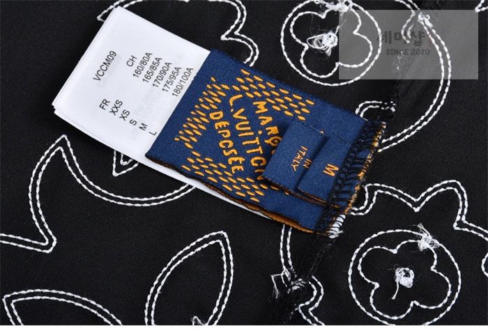 Louis Vuitton 루이비통 LV 아라베스크 모노그램 프린트 슬리브드 실크 셔츠 의류 9번 이미지