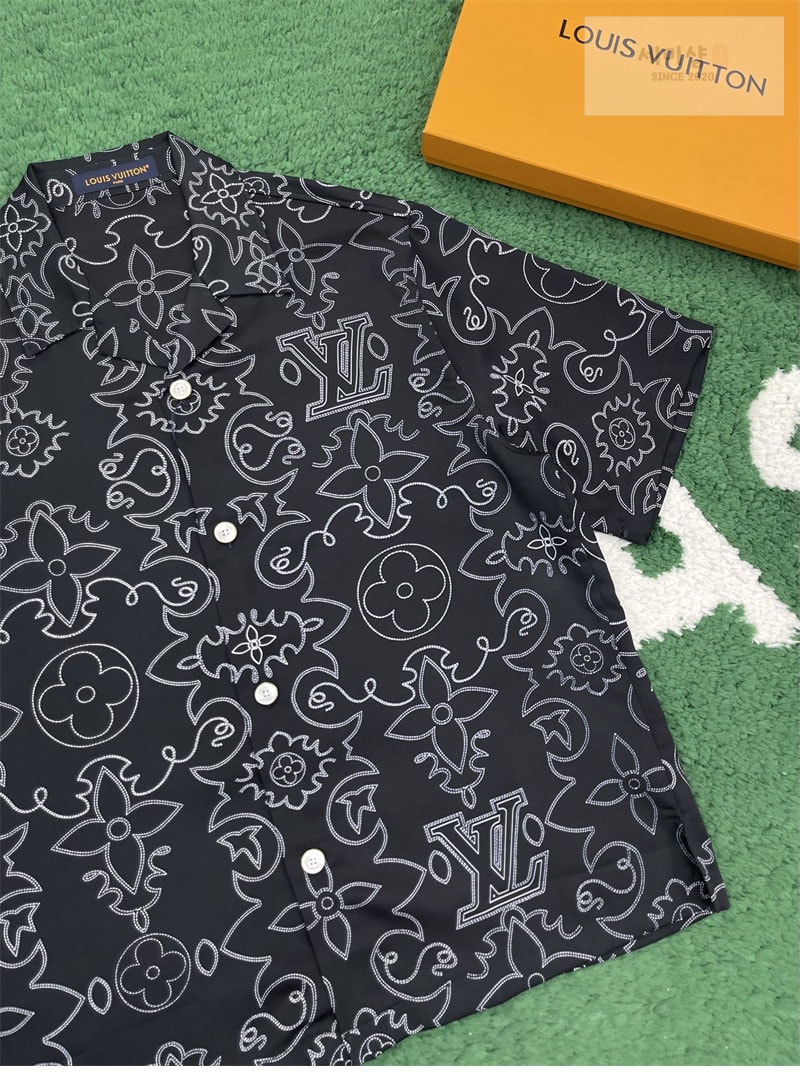 Louis Vuitton 루이비통 LV 아라베스크 프린티드 숏 슬리브드 실크 셔츠 의류 12번 이미지