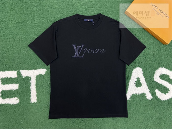 Louis Vuitton 루이비통 LV Vers 반팔 티셔츠 의류 5번 이미지
