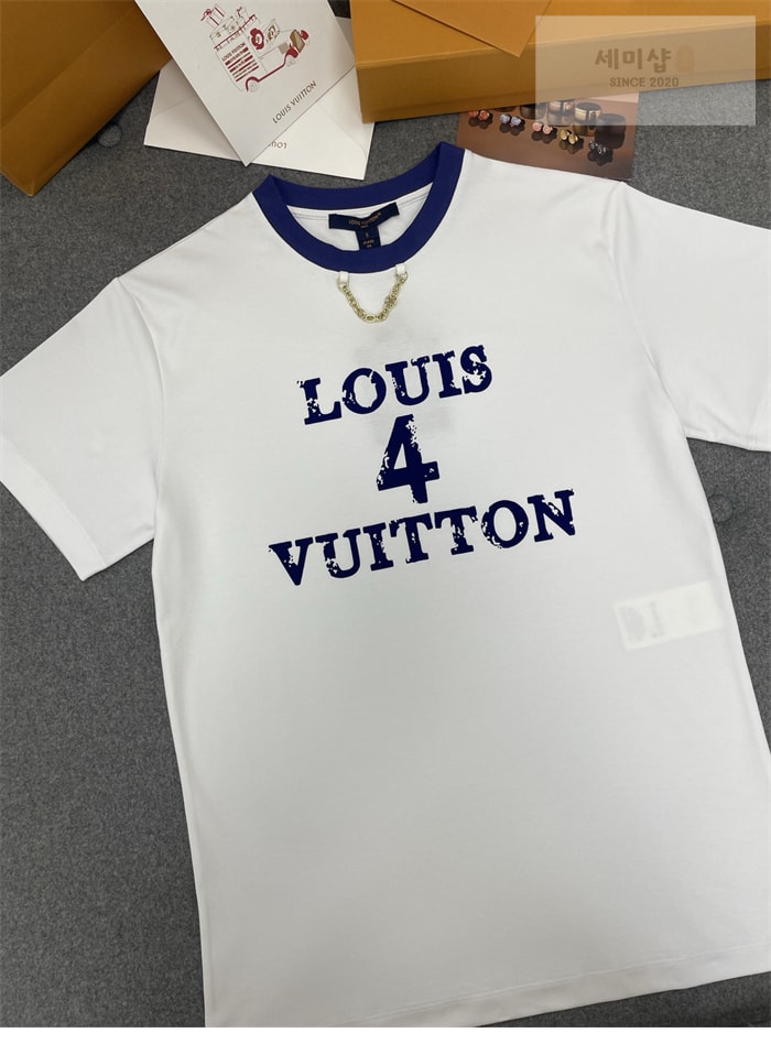Louis Vuitton 루이비통 Louis 4 Vuitton 크루넥 체인 반팔 티셔츠 의류 5번 이미지