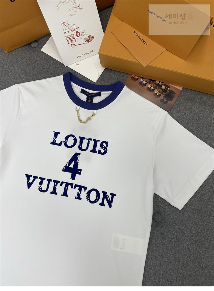 Louis Vuitton 루이비통 Louis 4 Vuitton 크루넥 체인 반팔 티셔츠 의류 22번 이미지