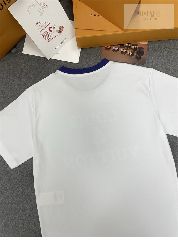 Louis Vuitton 루이비통 Louis 4 Vuitton 크루넥 체인 반팔 티셔츠 의류 9번 이미지