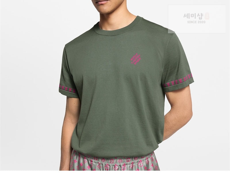 Louis Vuitton 루이비통 MLVD 레터링 시그니처 반팔 크루넥 티셔츠 의류 10번 이미지