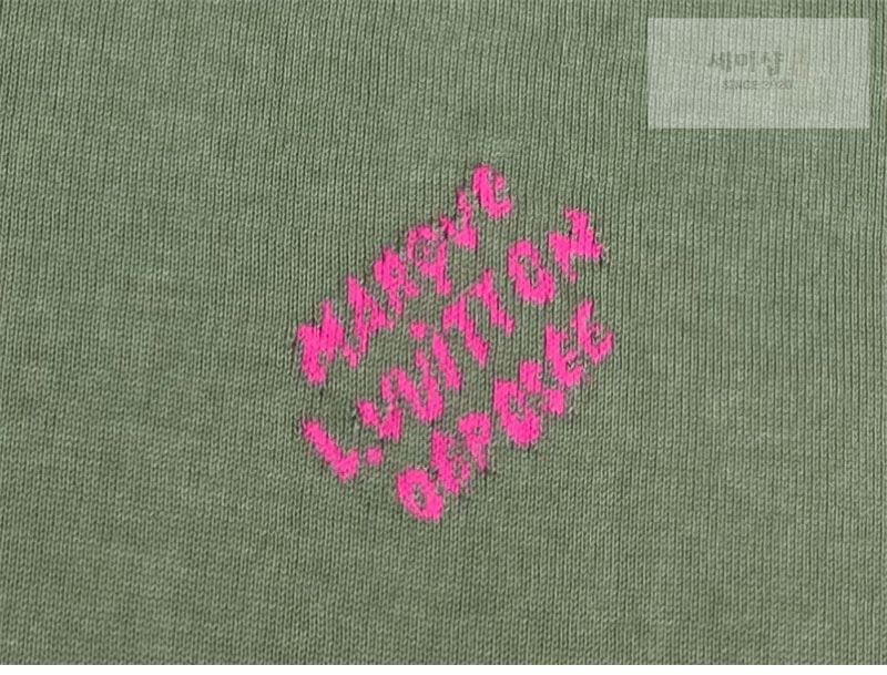 Louis Vuitton 루이비통 MLVD 레터링 시그니처 반팔 크루넥 티셔츠 의류 6번 이미지