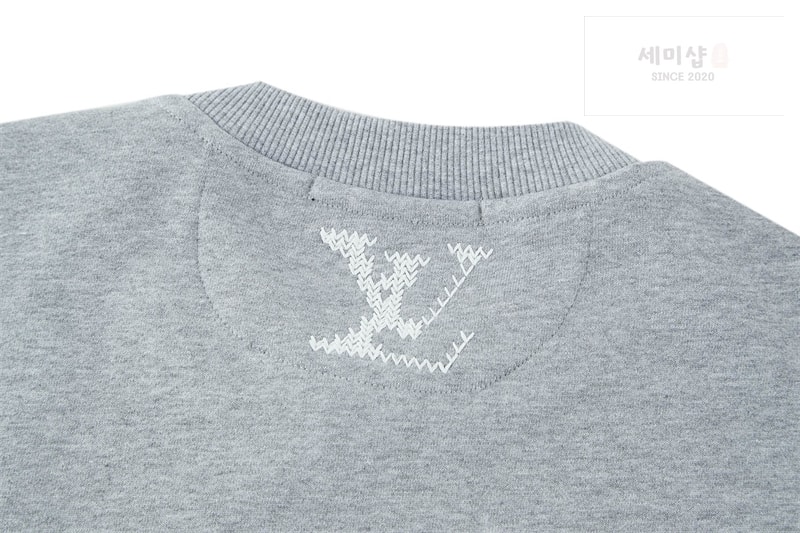 Louis Vuitton 루이비통 MLVD 엠브로이더드 시그니처 스웨트셔츠 맨투맨 의류 19번 이미지