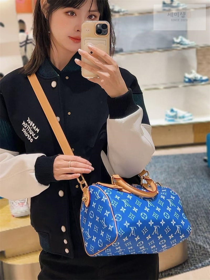 Louis Vuitton 루이비통 MLVD 코튼 저지 바시티 블루종 의류 3번 이미지