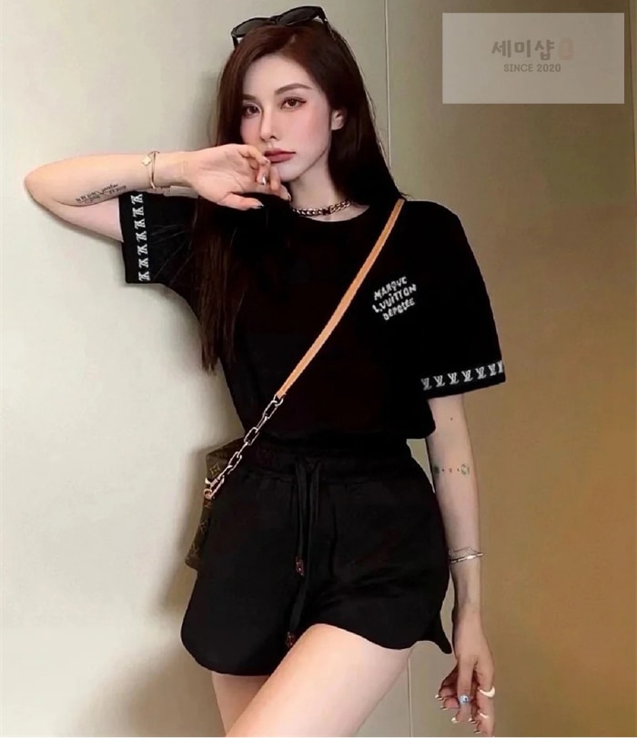 Louis Vuitton 루이비통 Marque L.Vuitton deposee 슬리브드 코튼 크루넥 의류 4번 이미지