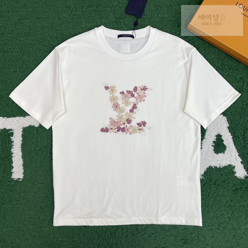 Louis Vuitton 루이비통 x 니고 벚나무 LV 블라썸 엠브로이더드 티셔츠 의류 1번 이미지