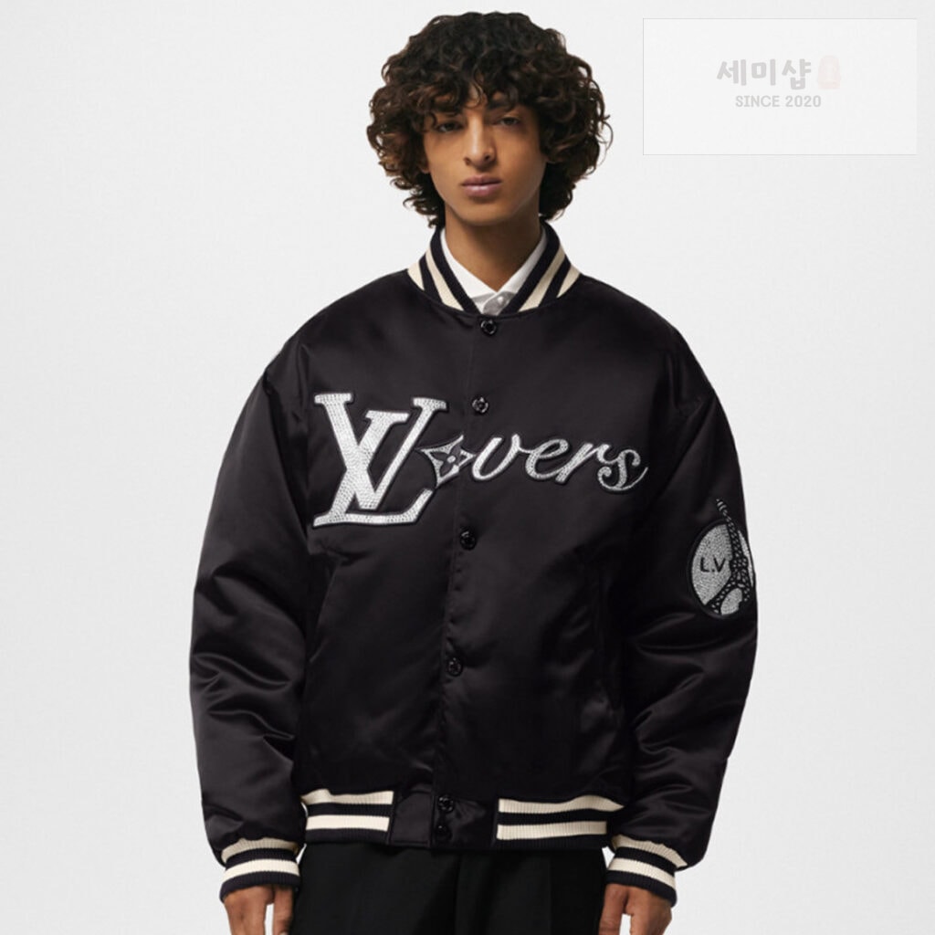 Louis Vuitton 24SS루이비통 엠브로이더드 나일론 베이스볼 블루종 점퍼 블랙 의류 2번 이미지