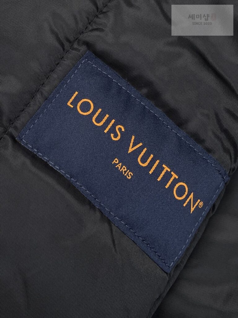 Louis Vuitton 24SS루이비통 엠브로이더드 나일론 베이스볼 블루종 점퍼 블랙 의류 9번 이미지
