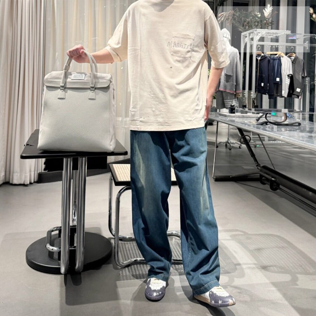 Maison Margiela 마르지엘라 24SS 페인팅 로고 반팔 티셔츠 베이지 의류 2번 이미지