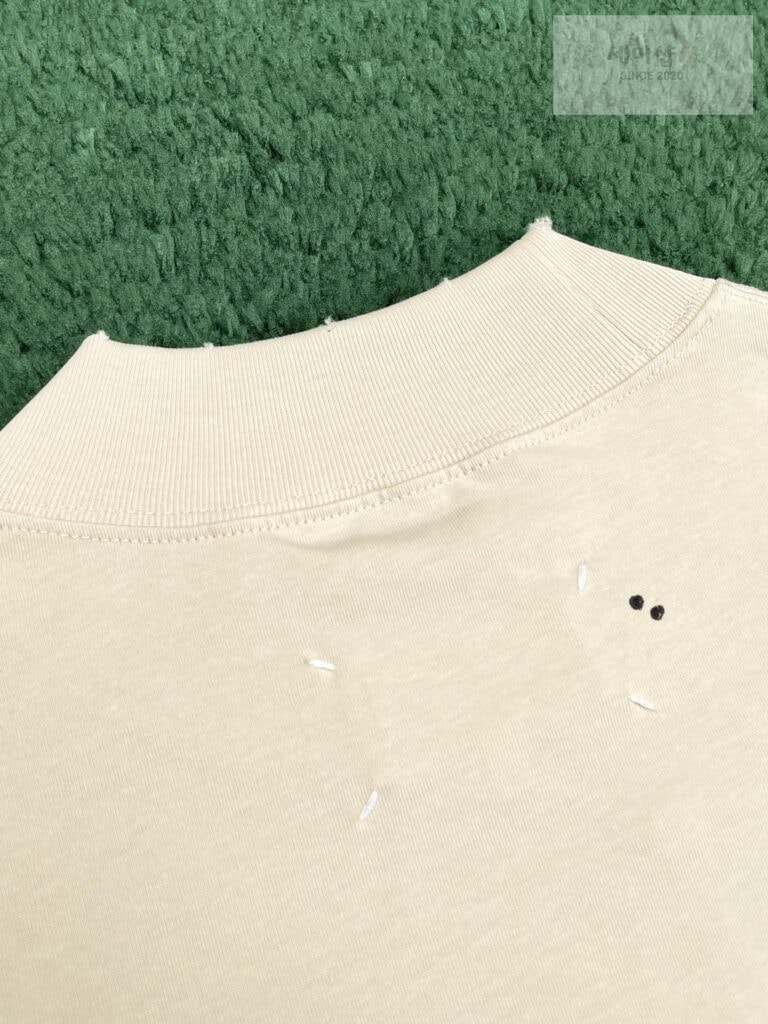 Maison Margiela 마르지엘라 24SS 페인팅 로고 반팔 티셔츠 베이지 의류 11번 이미지