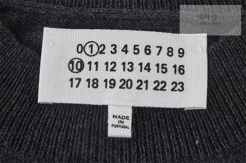 Maison Margiela 메종마르지엘라 누메릭 울 스웨터 그레이 의류 11번 이미지