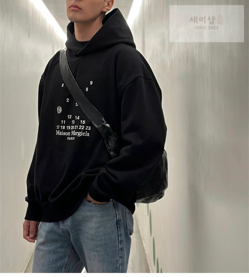 Maison Margiela 메종마르지엘라 로고 후디 2컬러 레플리카 23번 이미지 - 의류 | 세미샵 레플리카 사이트