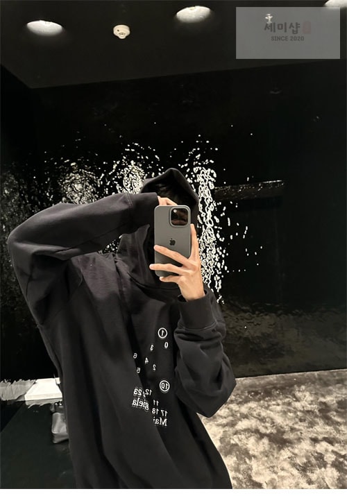 Maison Margiela 메종마르지엘라 로고 후디 2컬러 레플리카 16번 이미지 - 의류 | 세미샵 레플리카 사이트