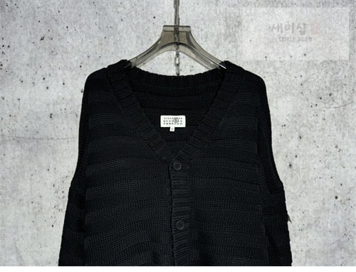 Maison Margiela 메종마르지엘라 24ss 스웨터 가디건 의류 3번 이미지
