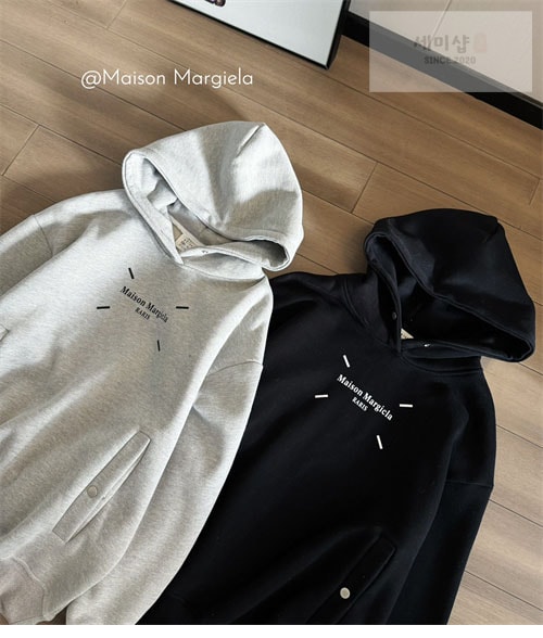 Maison Margiela 메종마르지엘라 MM6 스티치 로고 후디 레플리카 5번 이미지 - 의류 | 세미샵 레플리카 사이트