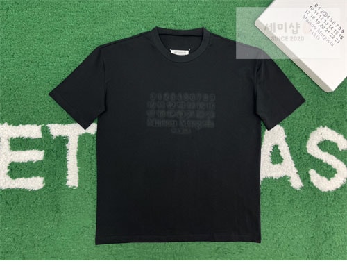 Maison Margiela 메종마르지엘라 MM6 Logo 자수 반팔 티셔츠 의류 4번 이미지