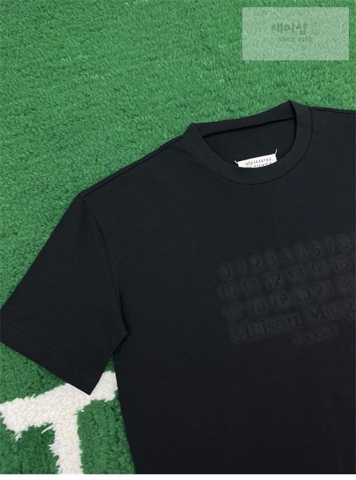 Maison Margiela 메종마르지엘라 MM6 Logo 자수 반팔 티셔츠 의류 6번 이미지