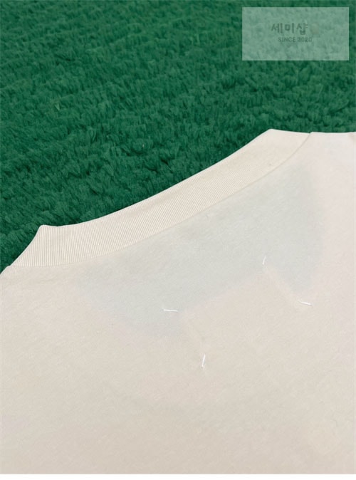 Maison Margiela 메종마르지엘라 MM6 Logo 자수 반팔 티셔츠 의류 17번 이미지