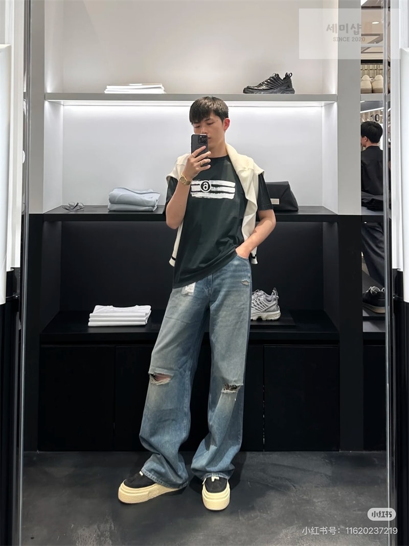 Maison Margiela 메종 마르지엘라 뉴메틱 로고 코튼 반팔 티셔츠 의류 2번 이미지