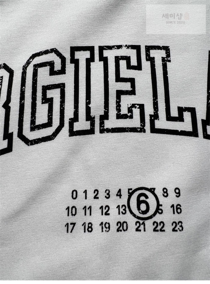 Maison Margiela 메종 마르지엘라 MM6 로고 반팔 티셔츠 의류 9번 이미지