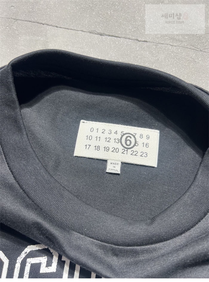 Maison Margiela 메종 마르지엘라 MM6 로고 반팔 티셔츠 의류 9번 이미지