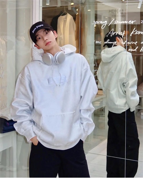 Maison Margiela 메종 마르지엘라 x 슈프림 포일 박스로고 후드 레플리카 35번 이미지 - 의류 | 세미샵 레플리카 사이트