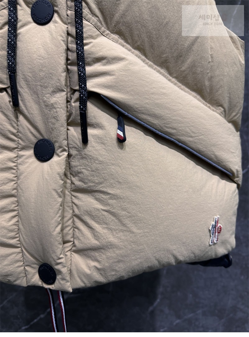 Moncler 몽클레어 그레노블 Arolla 아룰라 테크 다운 패딩 베스트 블랙 의류 13번 이미지