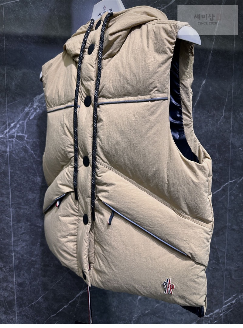 Moncler 몽클레어 그레노블 Arolla 아룰라 테크 다운 패딩 베스트 블랙 의류 14번 이미지