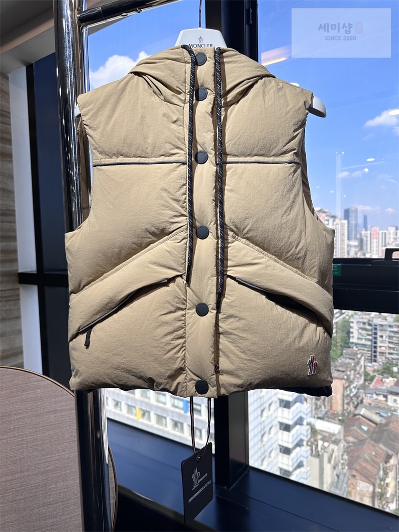 Moncler 몽클레어 그레노블 Arolla 알로아 다운 베스트 블랙 의류 5번 이미지