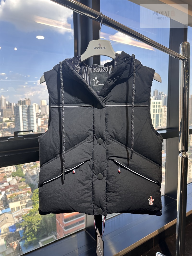Moncler 몽클레어 그레노블 Arolla 알로아 다운 베스트 블랙 의류 14번 이미지