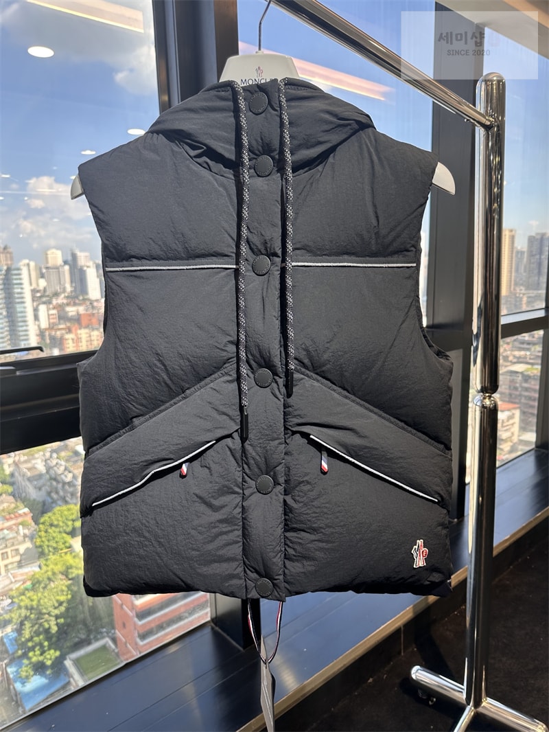 Moncler 몽클레어 그레노블 Arolla 알로아 다운 베스트 블랙 의류 15번 이미지