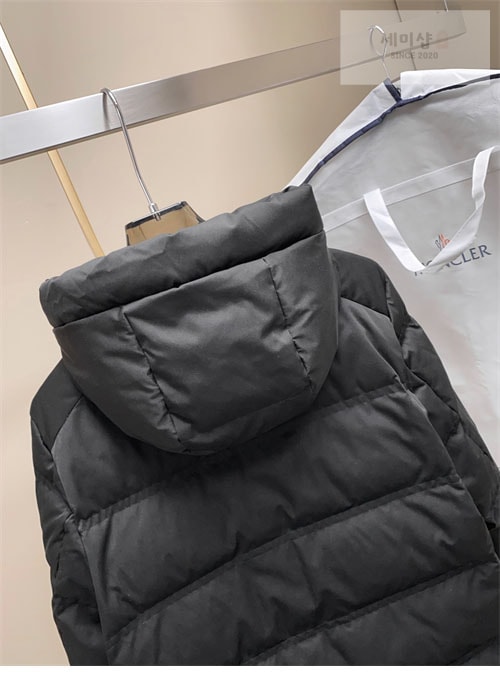 Moncler 몽클레어 그렘블 Grenble 다운 자켓 패딩 의류 17번 이미지