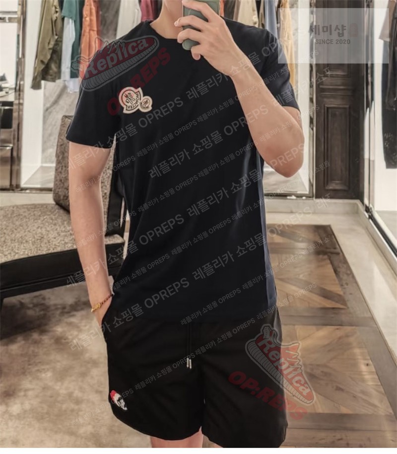 Moncler 몽클레어 더블 로고 패치 티셔츠 블랙 의류 3번 이미지