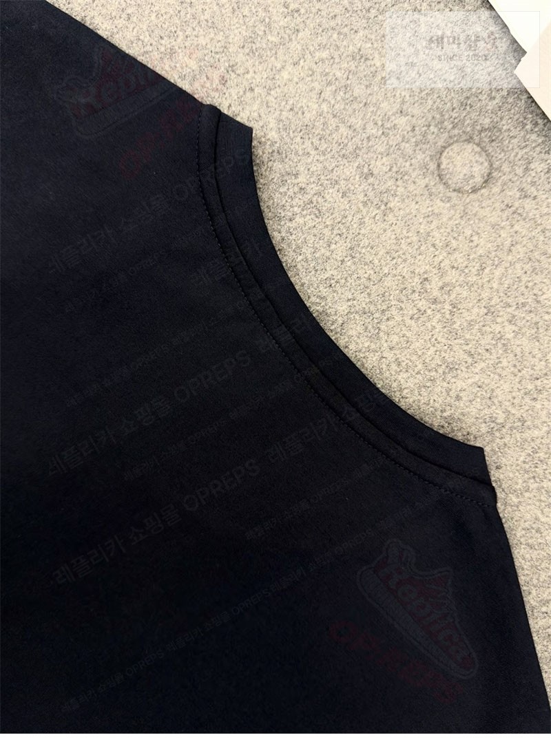 Moncler 몽클레어 더블 로고 패치 티셔츠 블랙 의류 19번 이미지
