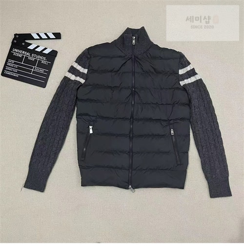 Moncler 몽클레어 디몬트 니트 패널 패딩 자켓 레플리카 9번 이미지 - 의류 | 세미샵 레플리카 사이트