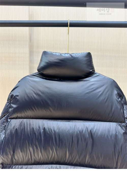 Moncler 몽클레어 레스테 Leste 숏 다운 패딩 자켓 의류 7번 이미지