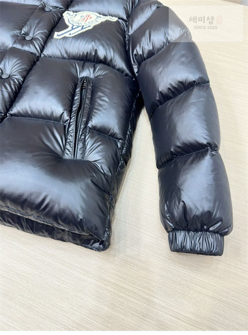 Moncler 몽클레어 레스테 Leste 숏 다운 패딩 자켓 의류 16번 이미지