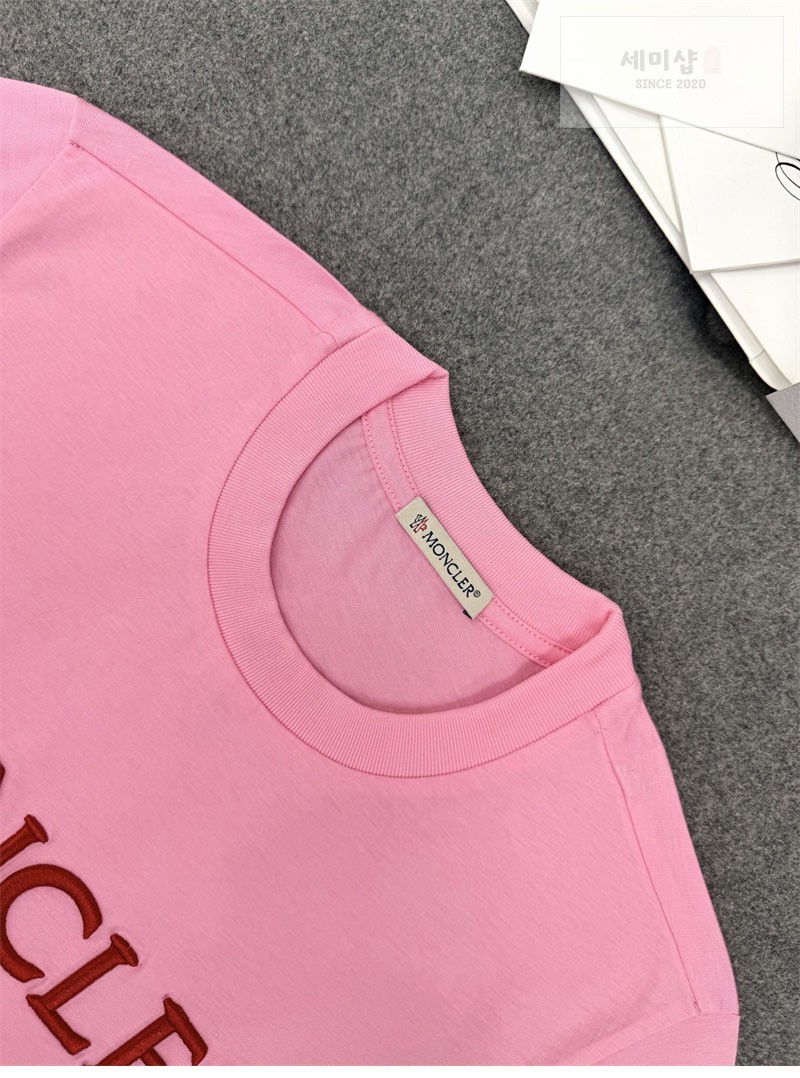 Moncler 몽클레어 레터링 로고 패치 반팔 티셔츠 핑크 의류 15번 이미지