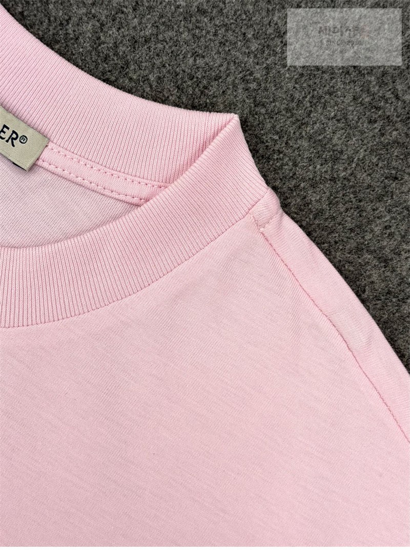 Moncler 몽클레어 레터링 로고 패치 반팔 티셔츠 핑크 의류 37번 이미지