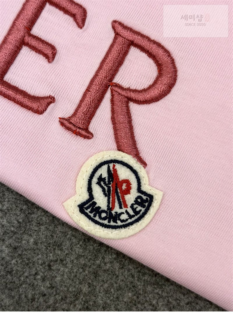 Moncler 몽클레어 레터링 로고 패치 반팔 티셔츠 핑크 의류 40번 이미지