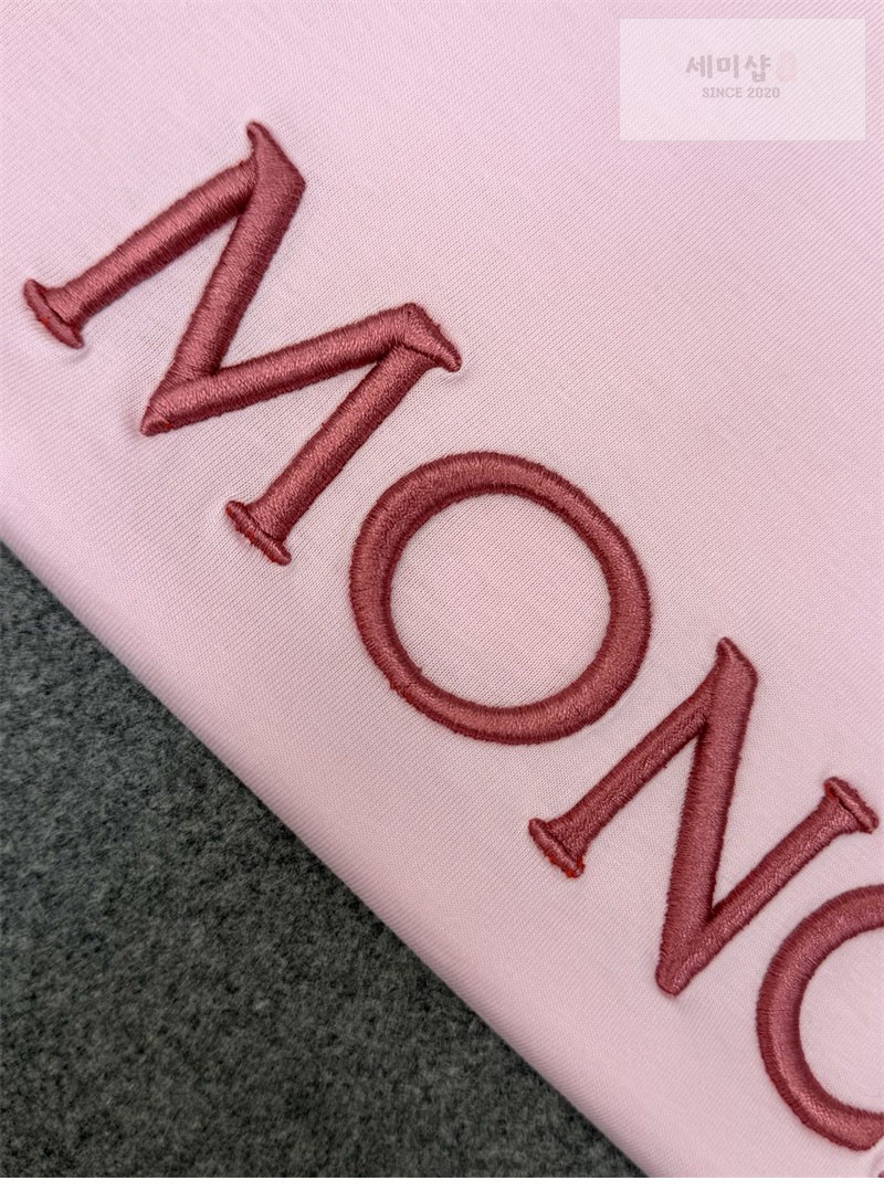 Moncler 몽클레어 레터링 로고 패치 반팔 티셔츠 핑크 의류 46번 이미지