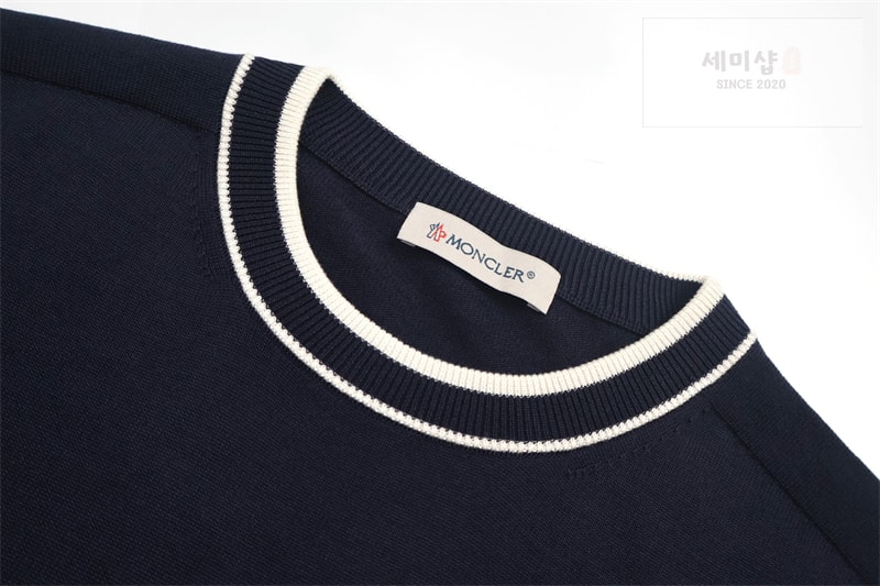 Moncler 몽클레어 로고 와펜 캐주얼 니트 스웨터 네이비 의류 4번 이미지