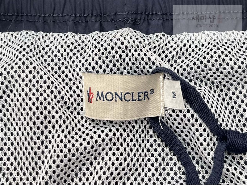 Moncler 몽클레어 로고 패치 스윔 팬츠 네이비 의류 19번 이미지