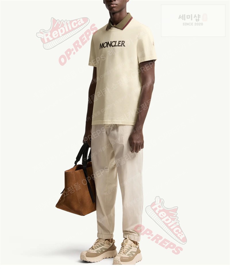 Moncler 몽클레어 로고 패치 코튼 티셔츠 의류 29번 이미지