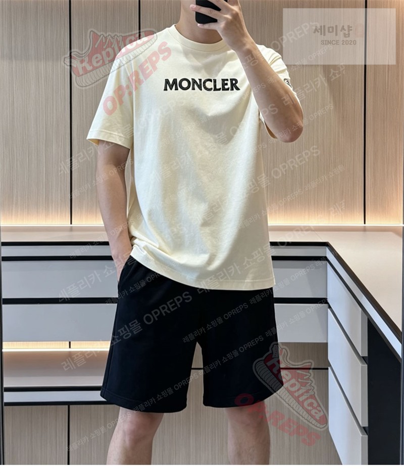 Moncler 몽클레어 로고 패치 코튼 티셔츠 의류 30번 이미지