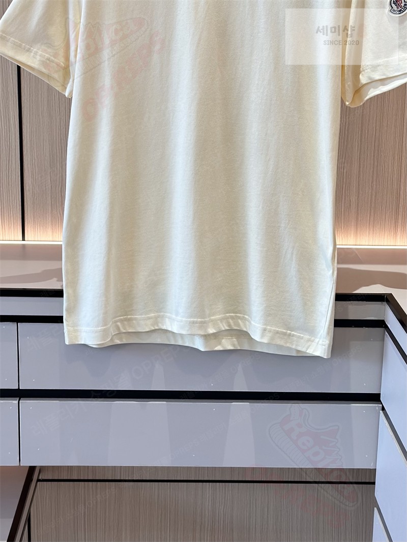 Moncler 몽클레어 로고 패치 코튼 티셔츠 의류 38번 이미지