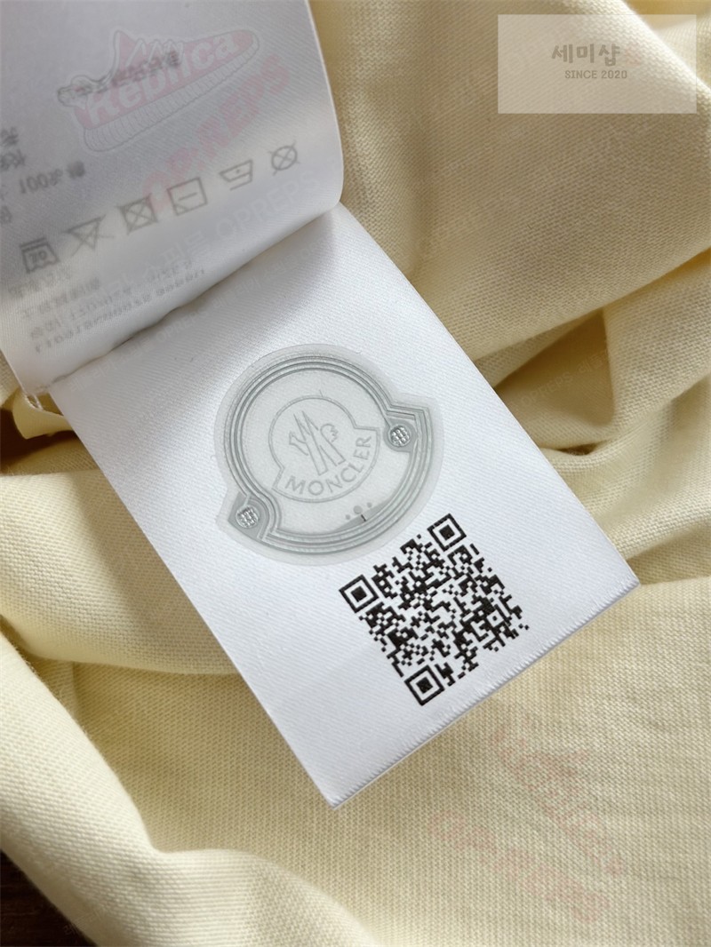 Moncler 몽클레어 로고 패치 코튼 티셔츠 의류 25번 이미지